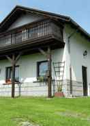 Imej utama Appealing Holiday Home in Altenfeld With Terrace