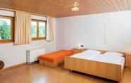 Lain-lain 2 Spacious Apartment in the Black Forest in a Quiet Residential Area With Private Balcony