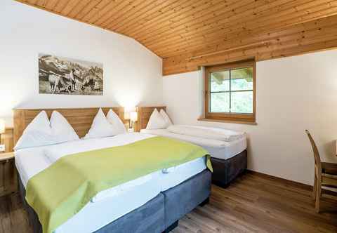 Others Spacious Chalet near Ski Area in Saalbach-Hinterglemm