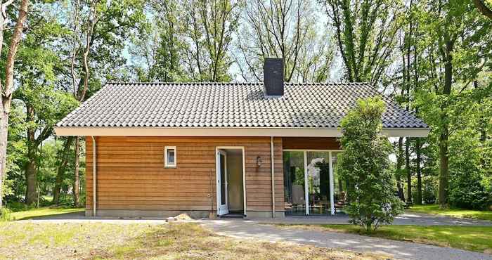Lain-lain Exquisite Holiday Home in Reutum With Sauna