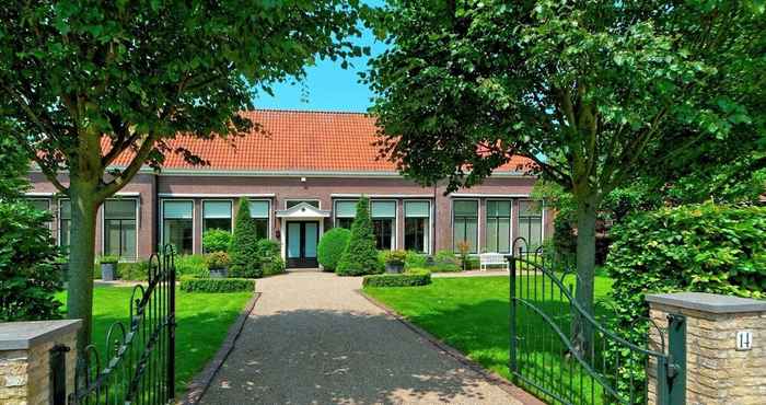 Others Pleasant Holiday Home in Friesland With Garden