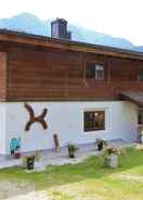 Imej utama Comfortable Cottage Near Ski Area in Leogang