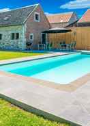 Imej utama Stunning Chalet in Goe With Swimming Pool, Sauna, Terrace