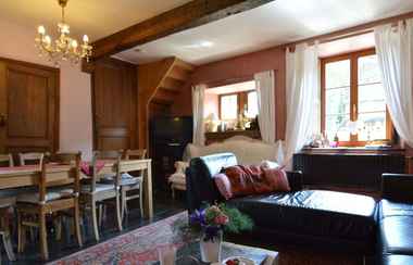 Others 2 Enchanting Cottage in Comblain-fairon With Terrace, Garden