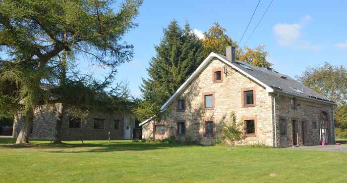 Others Large Holiday Home in Waimes With a Garden