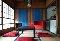 기타 6 Akiu Canada