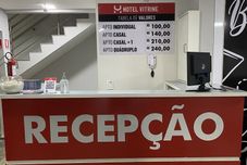 Others Hotel Vitrine