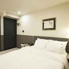 ภาพหลัก 1 No25 Hotel, Yaein Church Hotels