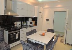 Others 7 Kleopatra Apartment