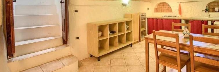 Khác La Cantina - BB La Traja