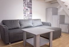 Others 6 Lisa Apartment