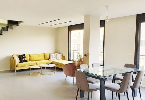 Others New 3 Bedroom Huge Roof Top 3 min Beach TL57