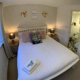 Primary image1Harpers Brook 5 間臥室含電視和 Netflix,达文特里区飯店