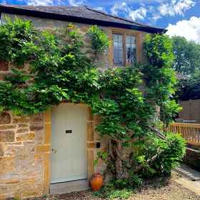 Primary image1The Cottage, Lower St, West Chinnock,Haselbury Plucknett飯店