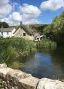 ภาพหลัก Idyllic Riverside Cottage in Dorset