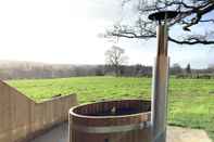 Lain-lain Abbey View Cottage - Scandi Spa Hot Tub