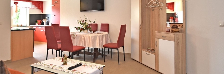 Lainnya Cozy Apartment in Lichtenhain Germany With Garden