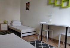 Others 4 601 Apartments