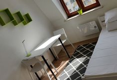 Others 5 601 Apartments