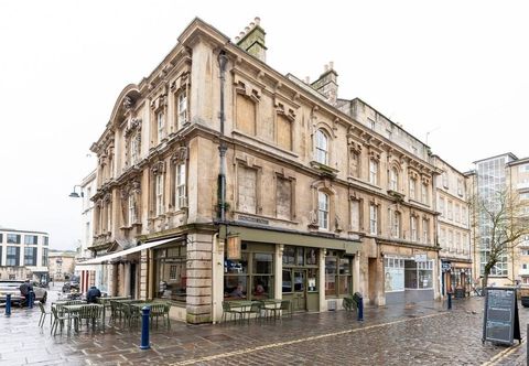 Others The King's Retreat