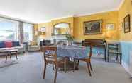 Lainnya 2 Typically English 2 Bedroom Apartment in Residential Area Near South Kensington