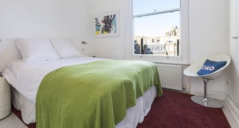 其他 2 Well Presented one Bedroom Apartment Located in the Fabulous Notting Hill