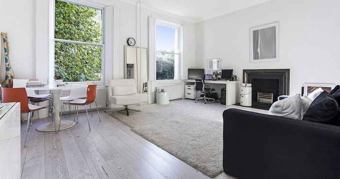Lainnya Well Presented one Bedroom Apartment Located in the Fabulous Notting Hill