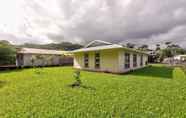 Others 3 Hilo Hale Kaumana 3 Bedroom Home by Redawning