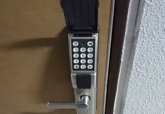 Lain-lain 3 Uzumasa 203