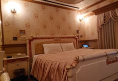 その他 5 Hotel Zips - Adults Only