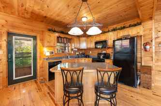 Others 4 Bama Bear's Den 4 Bedroom Cabin by Redawning