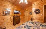 Others 3 Bama Bear's Den 4 Bedroom Cabin by Redawning