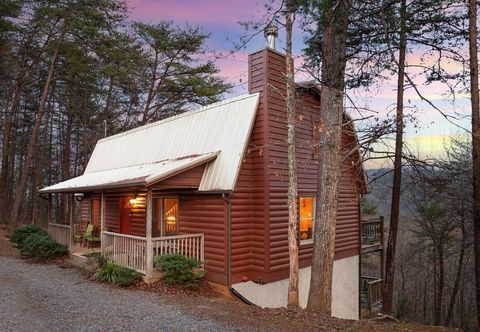 其他 Valley View 3 Bedroom Cabin by Redawning