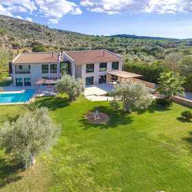 Primary image 1 빌라 카를라이사, 에스포를레스 호텔