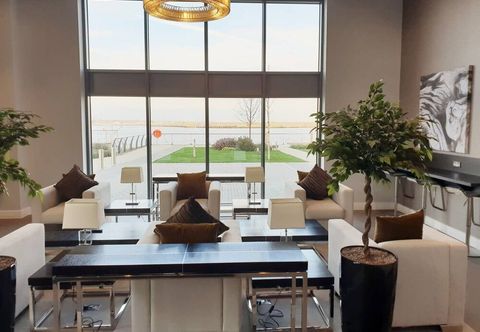 Others Pier Apartment 3