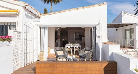 Others 2 Genteel Home La Casita