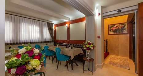 อื่นๆ 2 Blue Gilroy Hotel