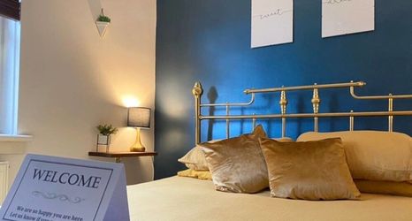 Others 2 17G Regent Place