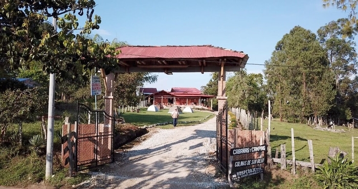 Khác Cabanas y Camping Colinas de San Diego