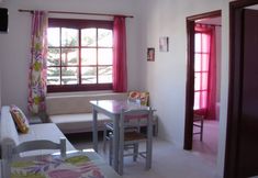 อื่นๆ 7 Agii Apostoli Studios