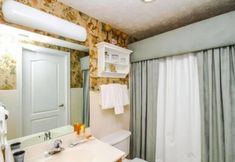 Others 4 1501 Golf View Towers Southern Comfort