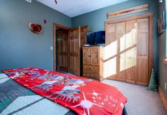 Others 2 3211 Golf View Hillcrest Cordelia's Mtn View