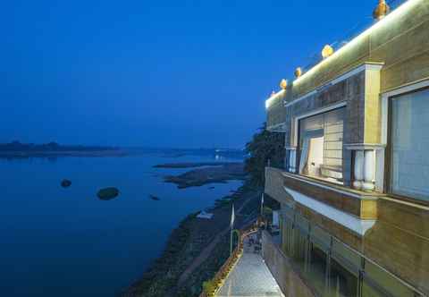 Khác Narmade River View Resort