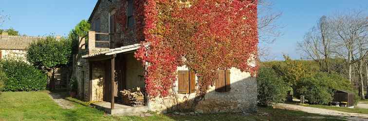 Lain-lain Silence and Relaxation for Families and Couples in the Countryside of Umbria