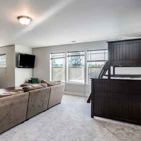 Primary image 1 Flagline Trail 5 Bedroom Home by RedAwning, Deschutes Brewery Hotels