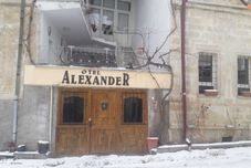 Others Alexander Cave House