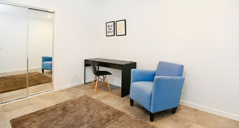 其他 2 Views from Red Hill