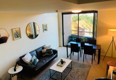 Others 5 The Little Darling of the Harbour