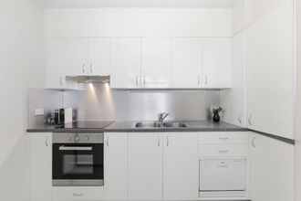 Others 4 The Little Darling of the Harbour