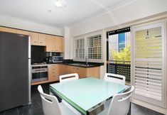 Others 4 I Can View Woolloomooloo